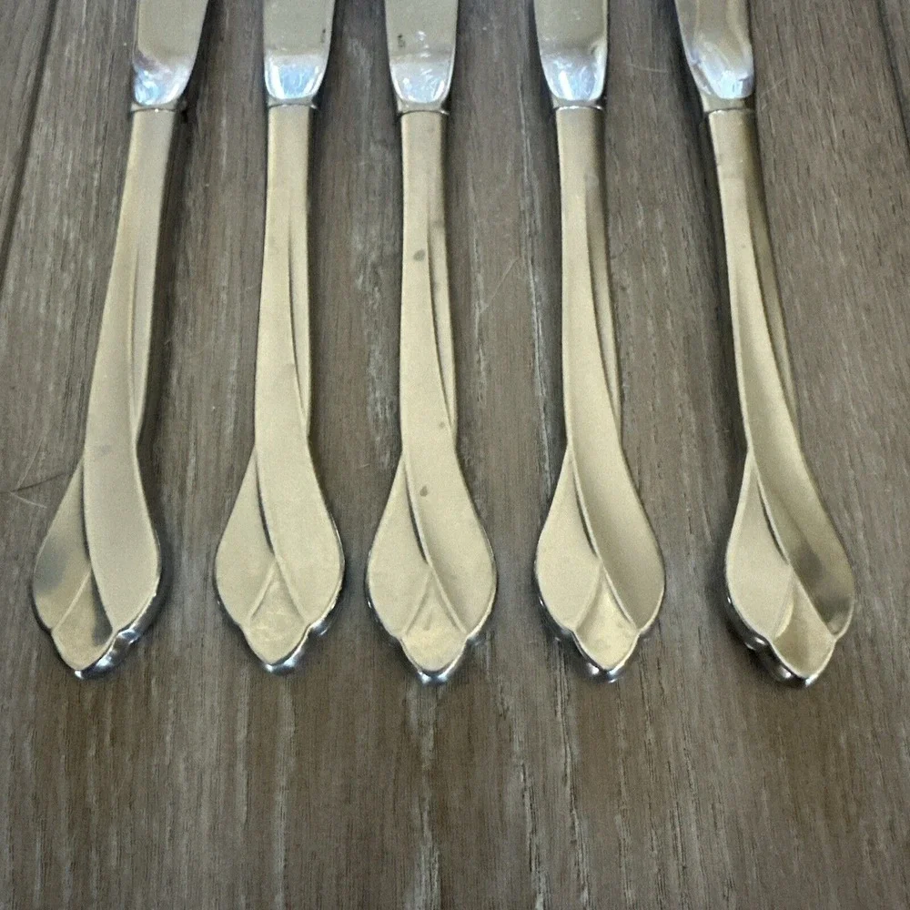 Oneida Satin GLOSSY‎ TRIBECA Stainless Flatware USA 8.9